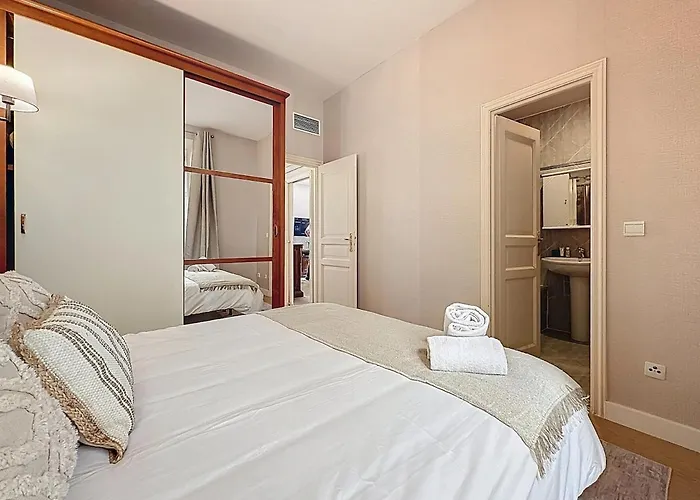 Sea View 2br 2ba - 4 Min Palais - Ideal Film Festival Apartment