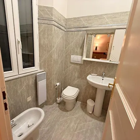 Sea View 2Br 2Ba - 4 Min Palais - Ideal Cannes Film Festival Stay Apartment
