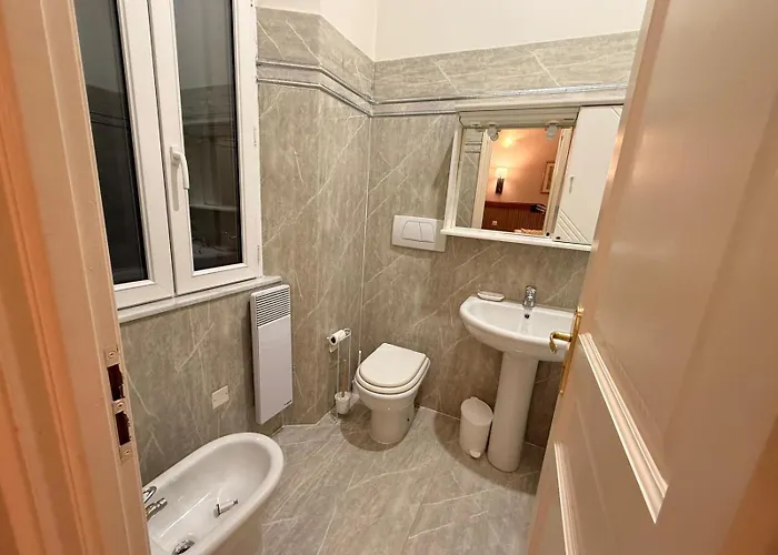 Sea View 2Br 2Ba - 4 Min Palais - Ideal Cannes Film Festival Stay Apartment