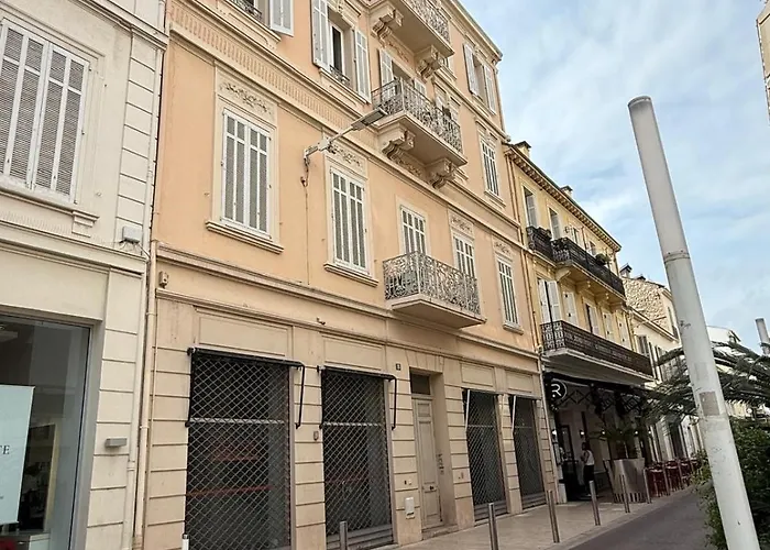 Sea View 2Br 2Ba - 4 Min Palais - Ideal Cannes Film Festival Stay